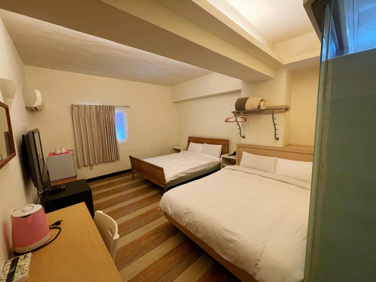 Hwa Hong Hotel Kaohsiung Exterior foto