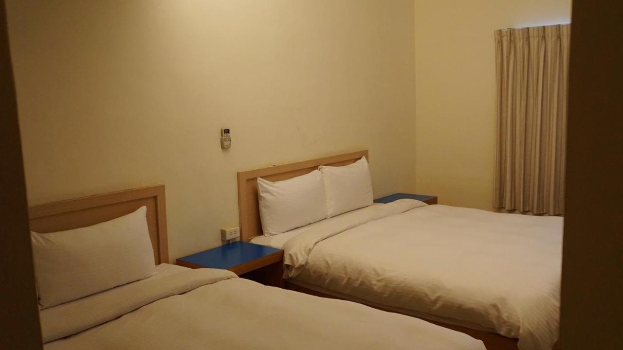 Hwa Hong Hotel Kaohsiung Exterior foto